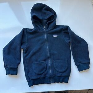 Patagonia synchilla kids zip down fleece hooded jacket in navy blue.